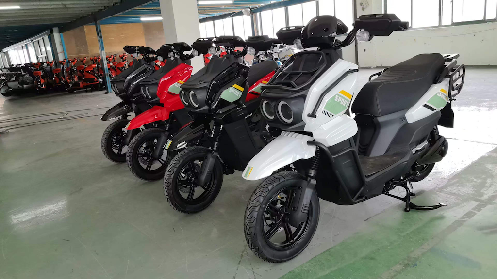 2026 TANK MODEL 1000W/1500W ELECTRIC MOTOS